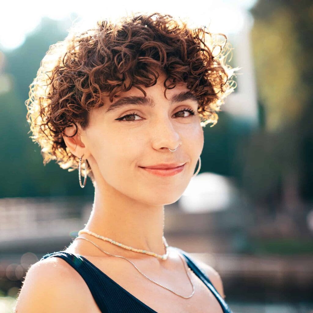 Urban Eve Medina Mizani Aircut curly hair reduced - Urban Eve Medina